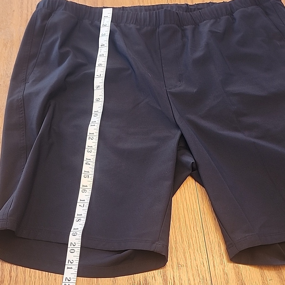 Greg Norman Collection Men's Black Athletic Shorts - Picture 9 of 12